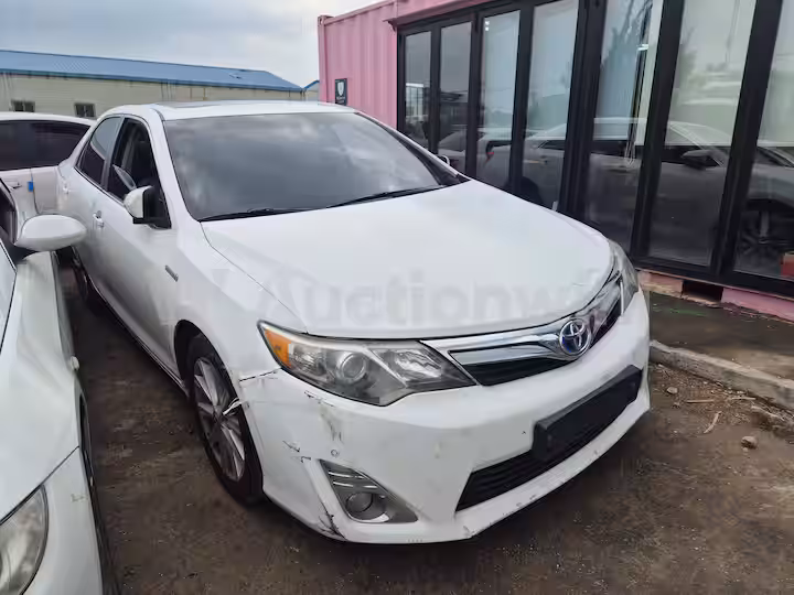 Toyota Camry 2014 — 2