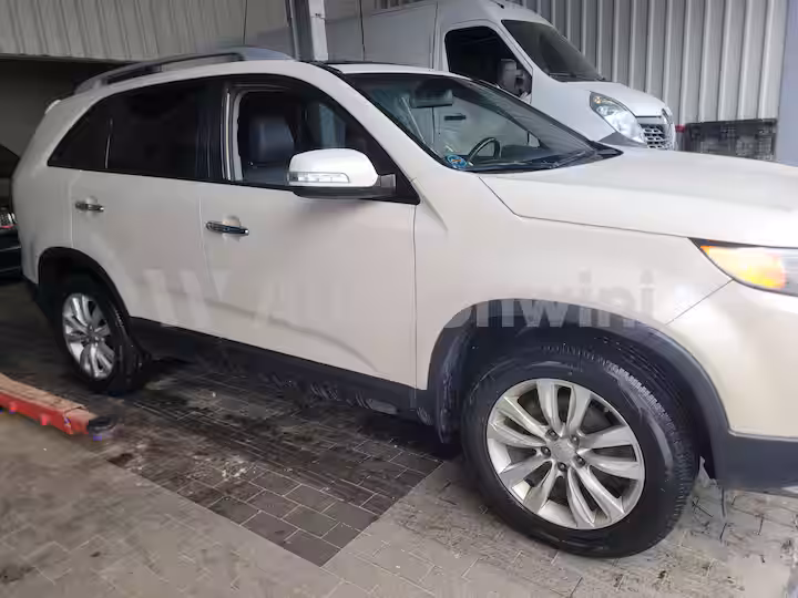 Kia Sorento 2010 — 4