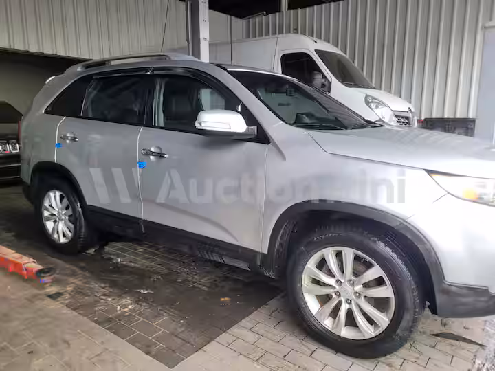 Kia Sorento 2010 — 4
