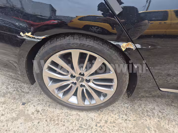 Hyundai Genesis 2015 — 22
