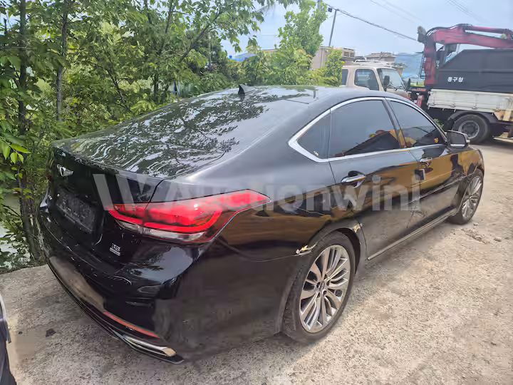 Hyundai Genesis 2015 — 5