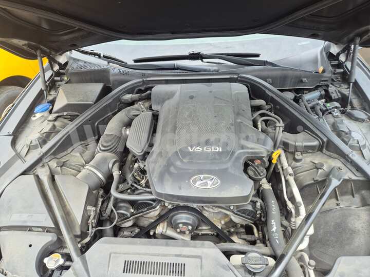 Hyundai Genesis 2015 — 10