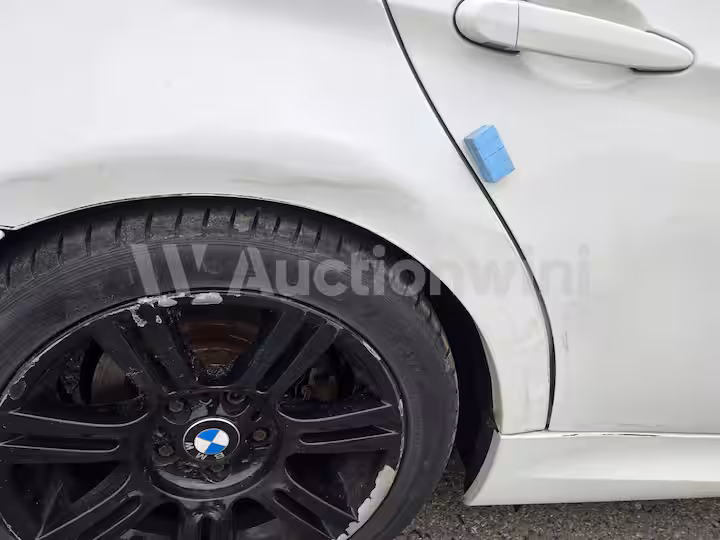 BMW 3 Series 2012 — 16