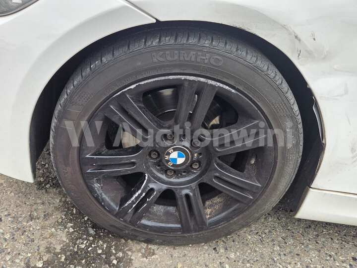 BMW 3 Series 2012 — 17