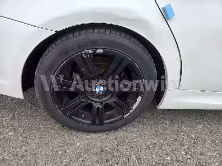 BMW 3 Series 2012 — 23