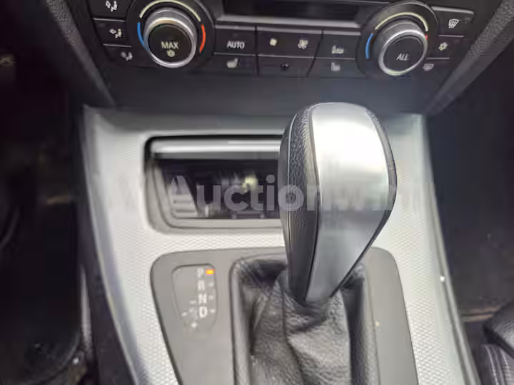 BMW 3 Series 2012 — 62