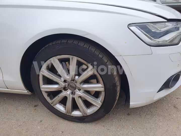 Audi A6 2014 — 11