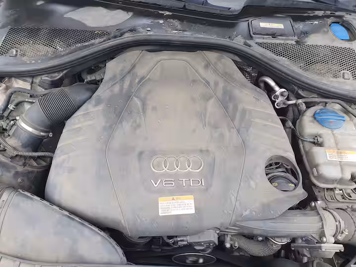 Audi A6 2014 — 17