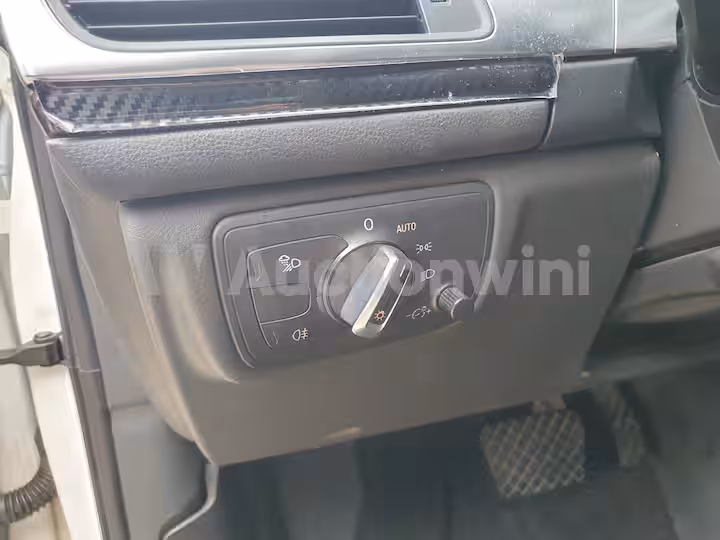 Audi A6 2014 — 34