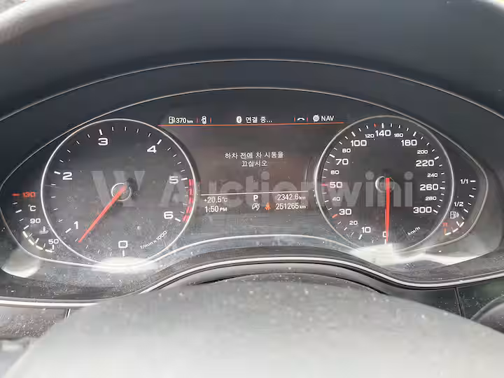Audi A6 2014 — 35