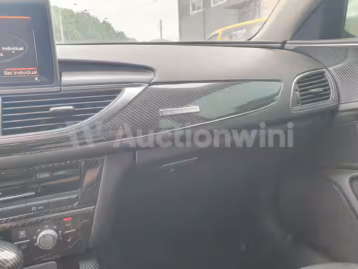 Audi A6 2014 — 40