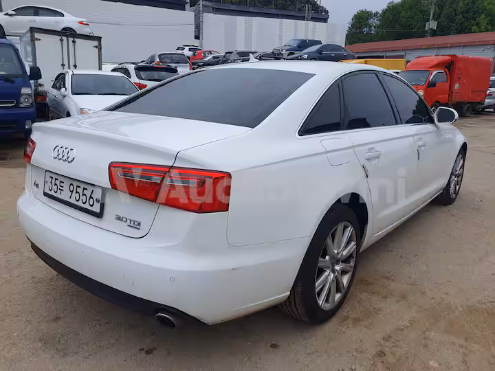 Audi A6 2014 — 5