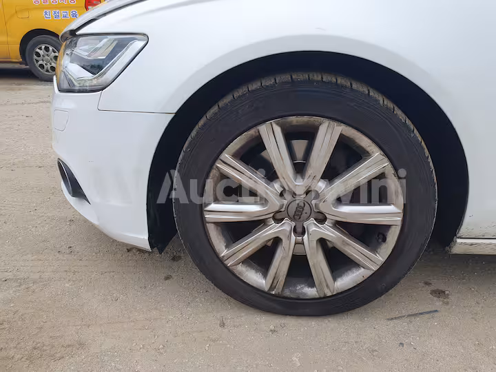 Audi A6 2014 — 10