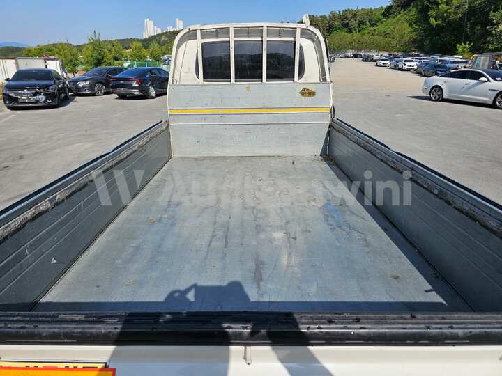 Kia Bongo3 2015 — 11