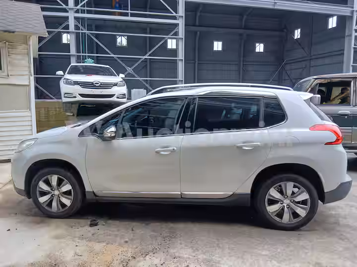Peugeot 2008 2015 — 4