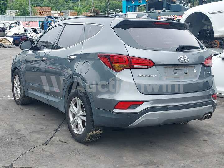 Hyundai SantaFe 2018 — 3