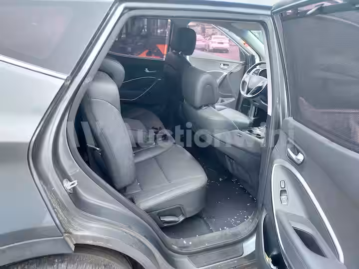 Hyundai SantaFe 2018 — 34