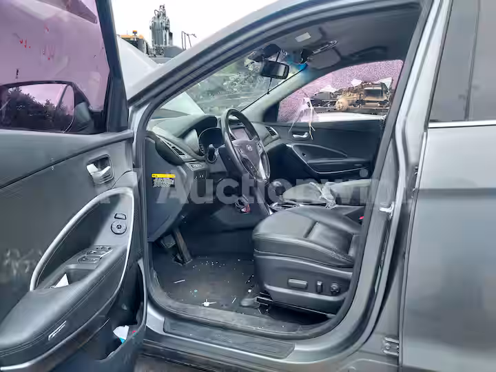 Hyundai SantaFe 2018 — 38