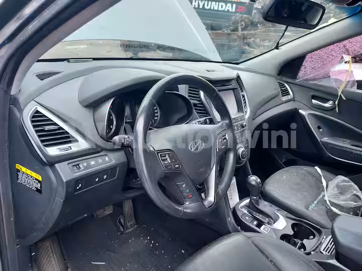 Hyundai SantaFe 2018 — 40