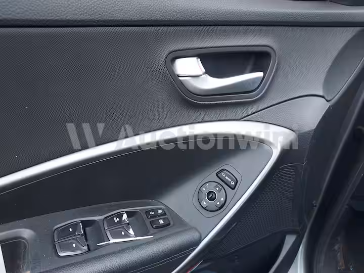 Hyundai SantaFe 2018 — 43