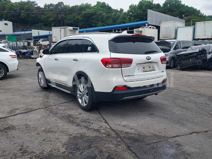 Kia Sorento 2016 — 3