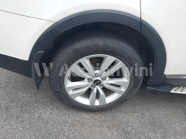 Kia Sorento 2016 — 27