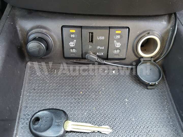 Hyundai SantaFe 2010 — 40