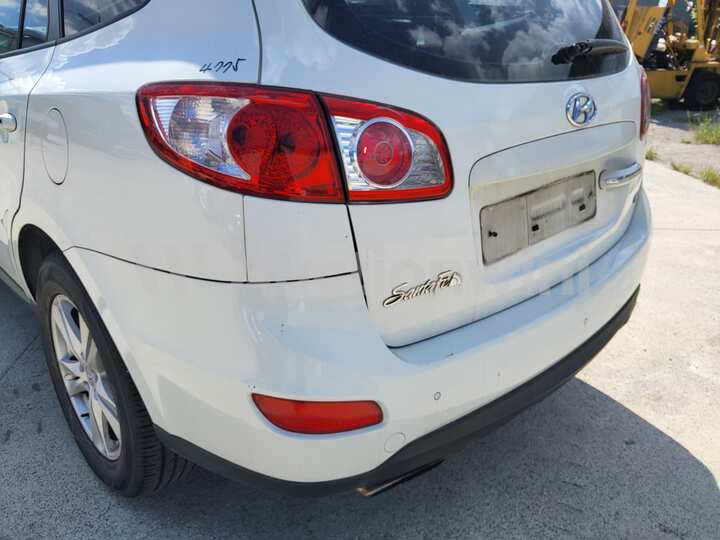 Hyundai SantaFe 2010 — 15