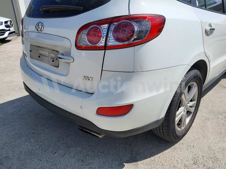 Hyundai SantaFe 2010 — 16