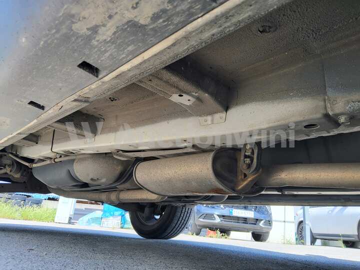 Hyundai SantaFe 2010 — 21