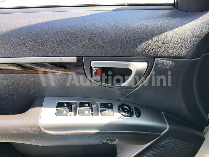Hyundai SantaFe 2010 — 33