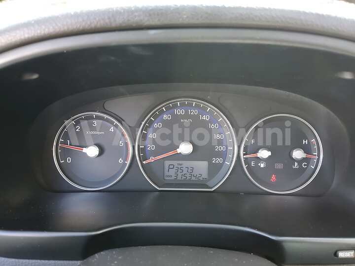 Hyundai SantaFe 2010 — 35
