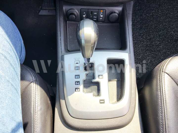 Hyundai SantaFe 2010 — 41