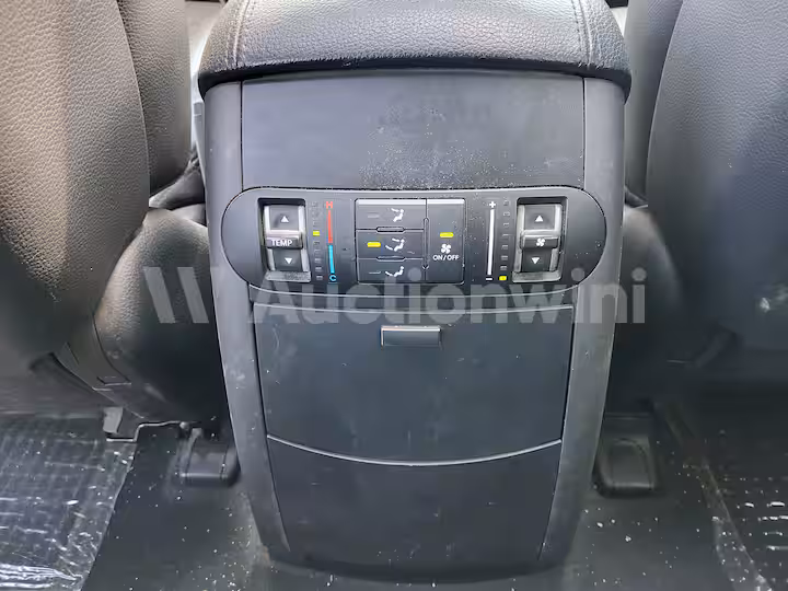 Kia Mohave 2010 — 54