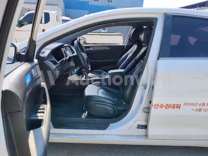 Hyundai Sonata 2018 — 44