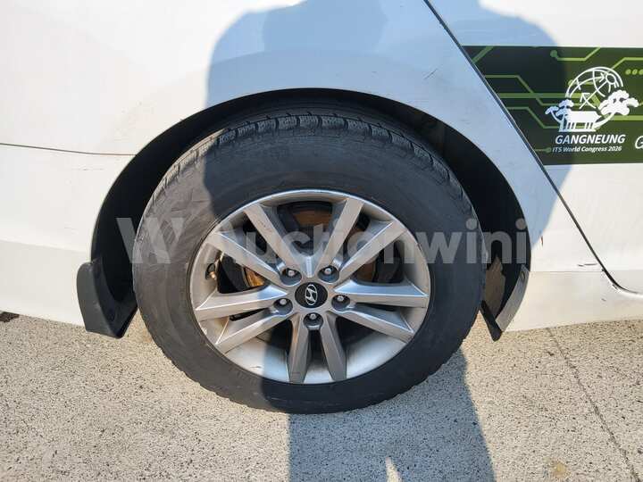 Hyundai Sonata 2018 — 18