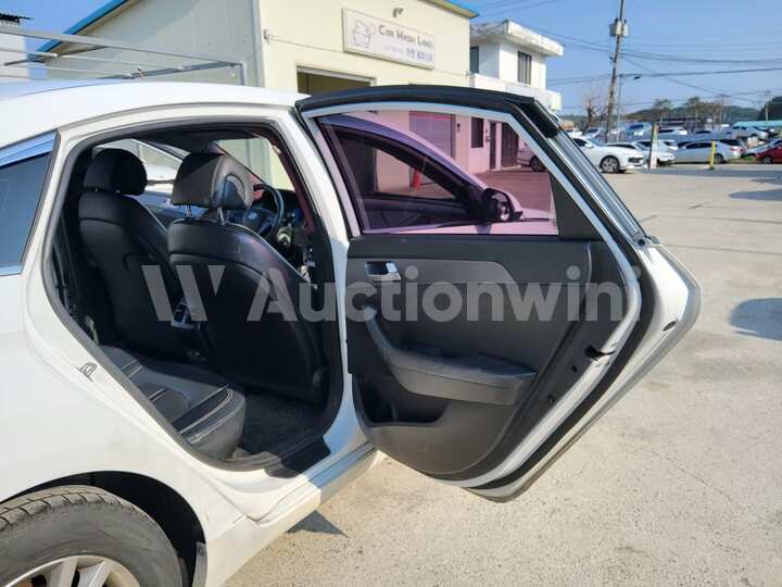 Hyundai Sonata 2018 — 56