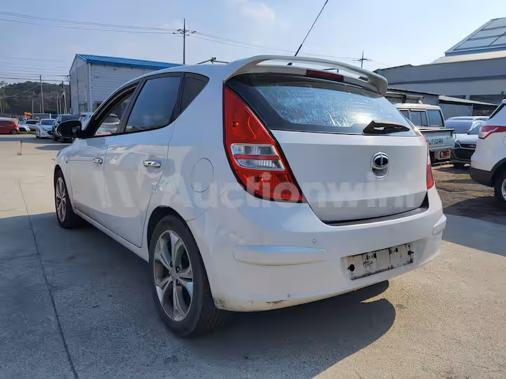 Hyundai i30 2011 — 3