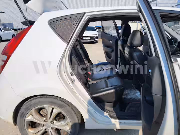 Hyundai i30 2011 — 55