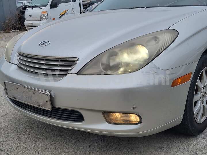 Lexus ES 2004 — 12