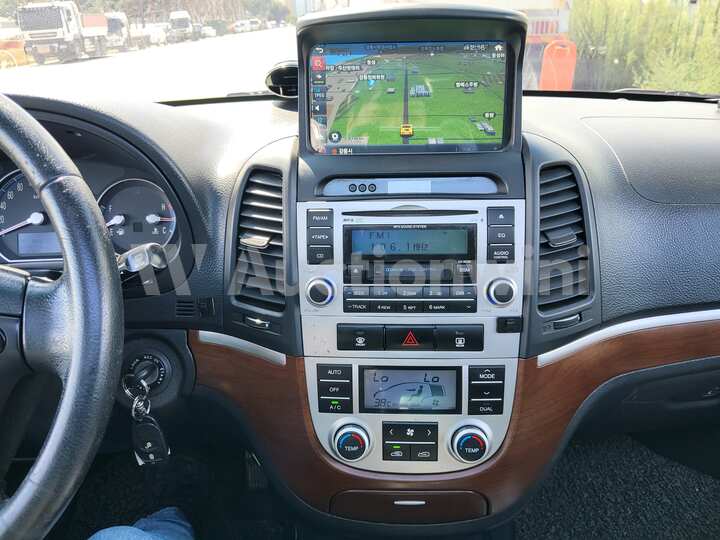 Hyundai SantaFe 2008 — 40
