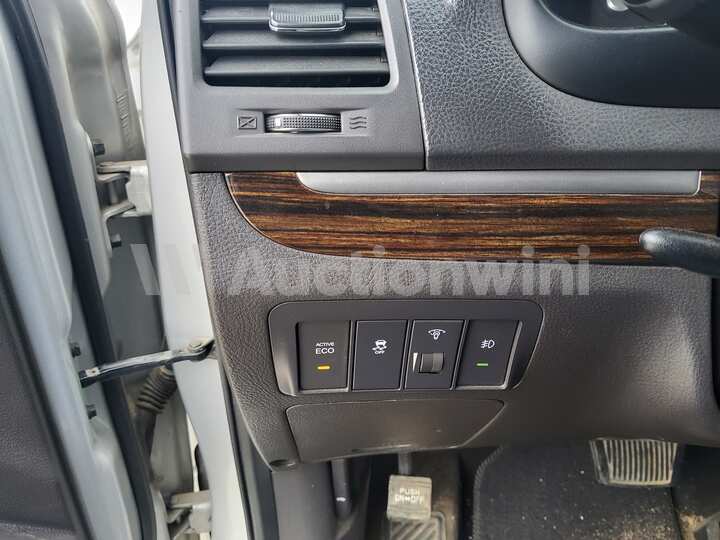 Hyundai SantaFe 2011 — 34