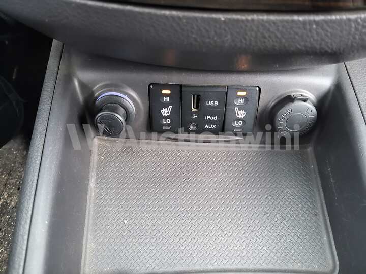 Hyundai SantaFe 2011 — 40