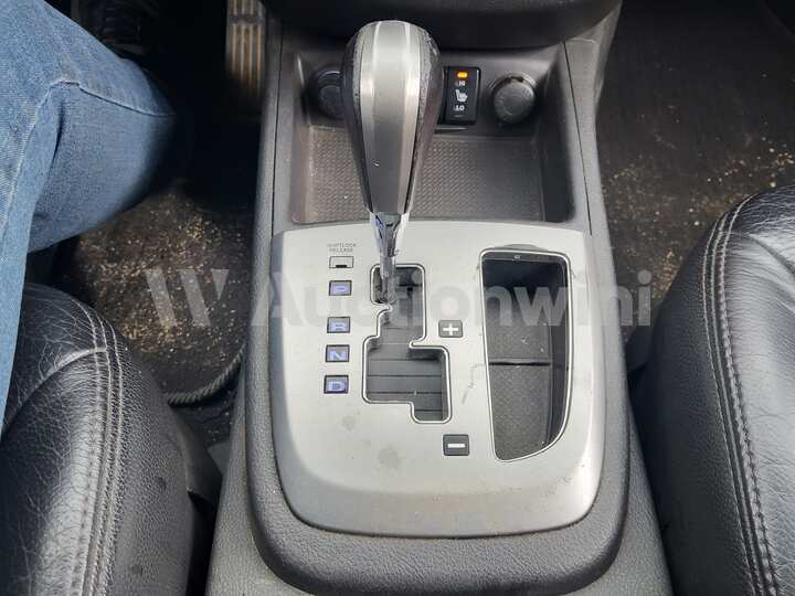 Hyundai SantaFe 2011 — 41