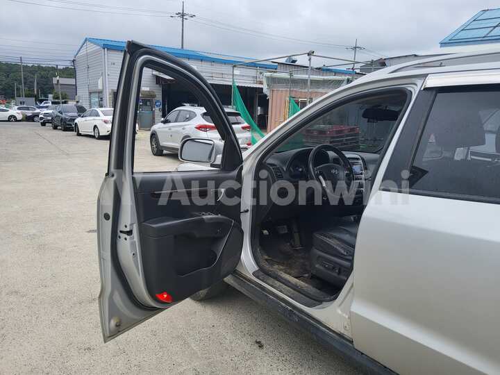 Hyundai SantaFe 2011 — 44