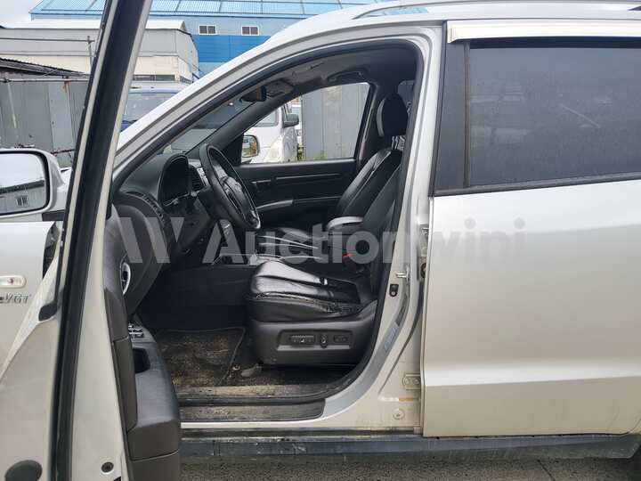 Hyundai SantaFe 2011 — 45