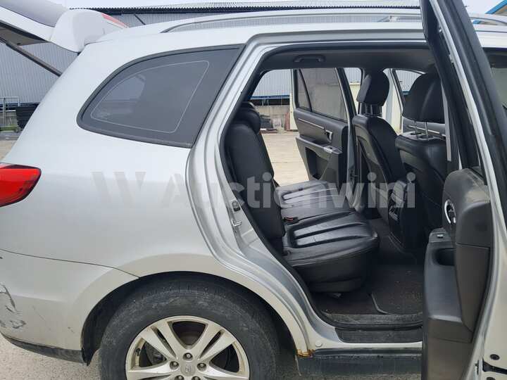 Hyundai SantaFe 2011 — 55
