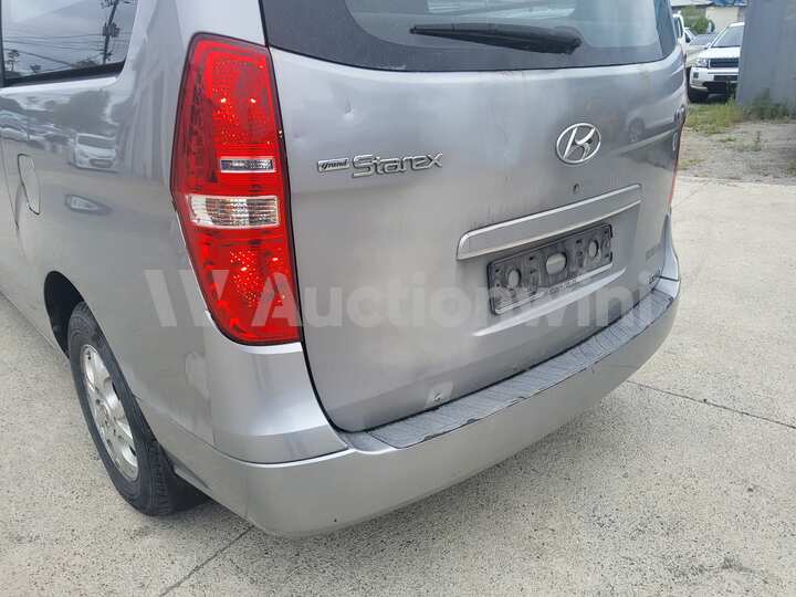 Hyundai Starex 2011 — 15