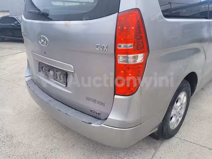 Hyundai Starex 2011 — 16