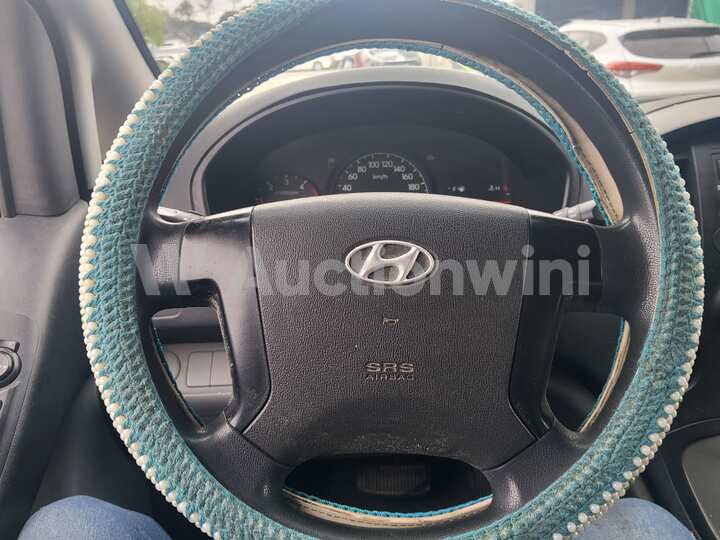 Hyundai Starex 2011 — 36